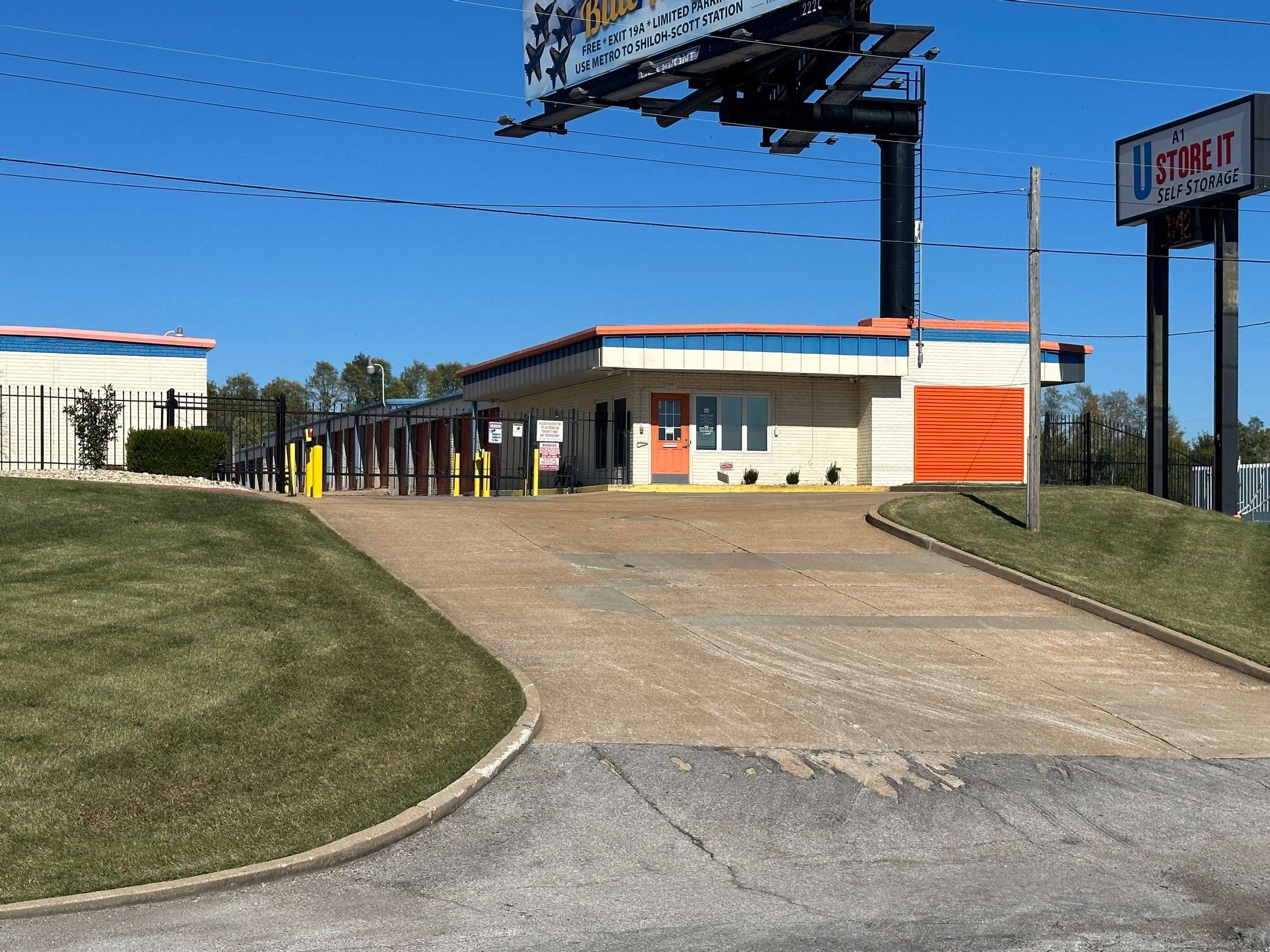 A1_U_Store_It_Spanish_Lake_St. Louis_Self_storage_facility_property4