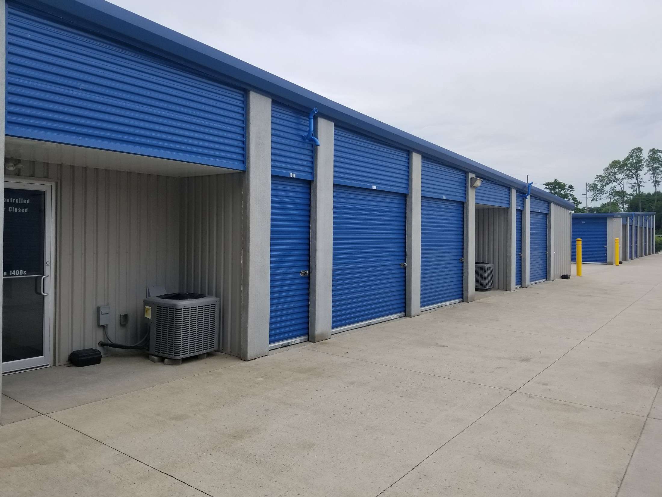 Bearcat Storage Blue Ash Exterior storage units