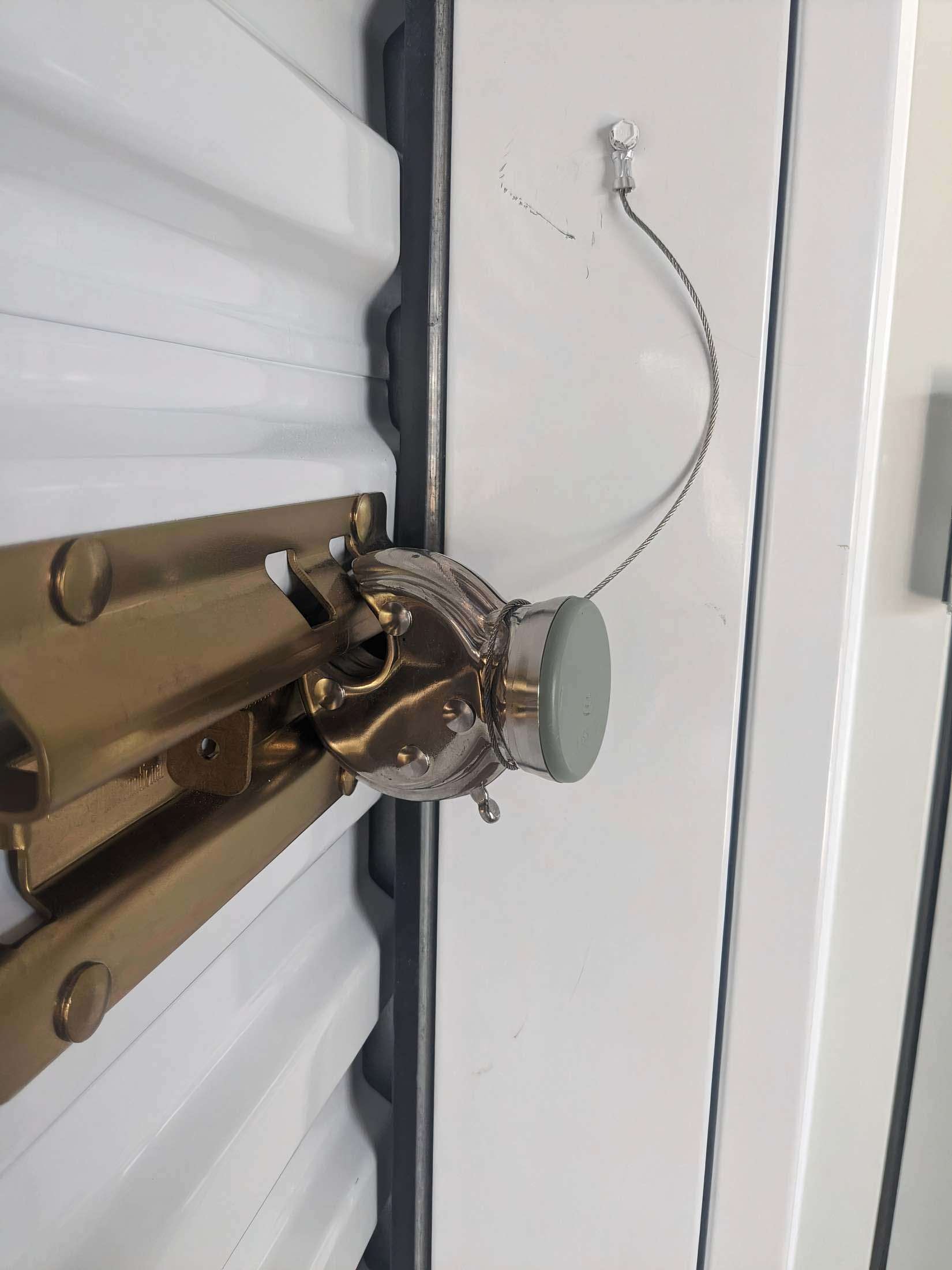 Lock on a storage unit