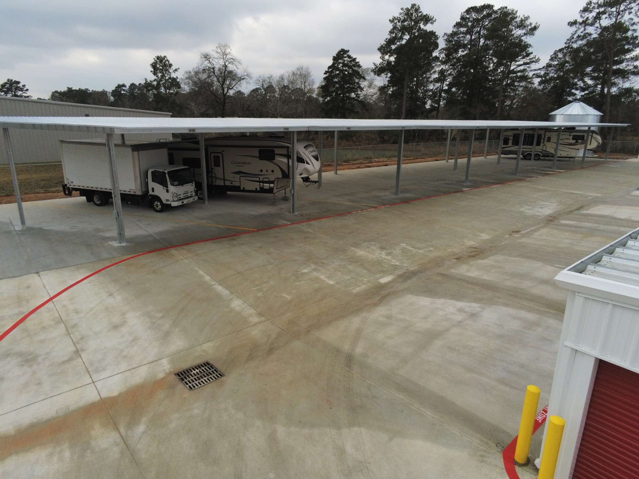 Outdoor Covered RV Boat Trailer Parking