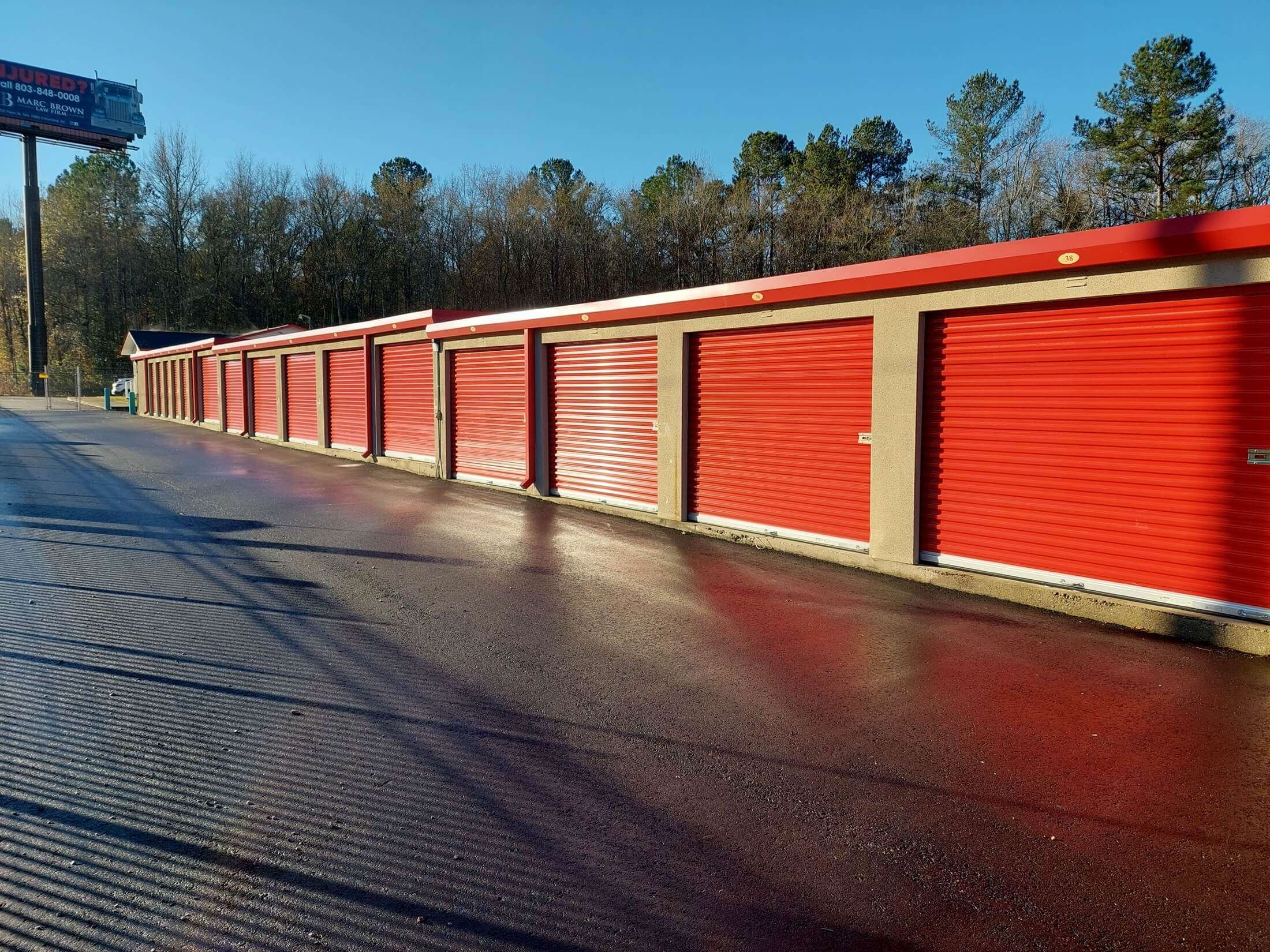 Self Storage Units with Drive Up Access and Rollup Doors
