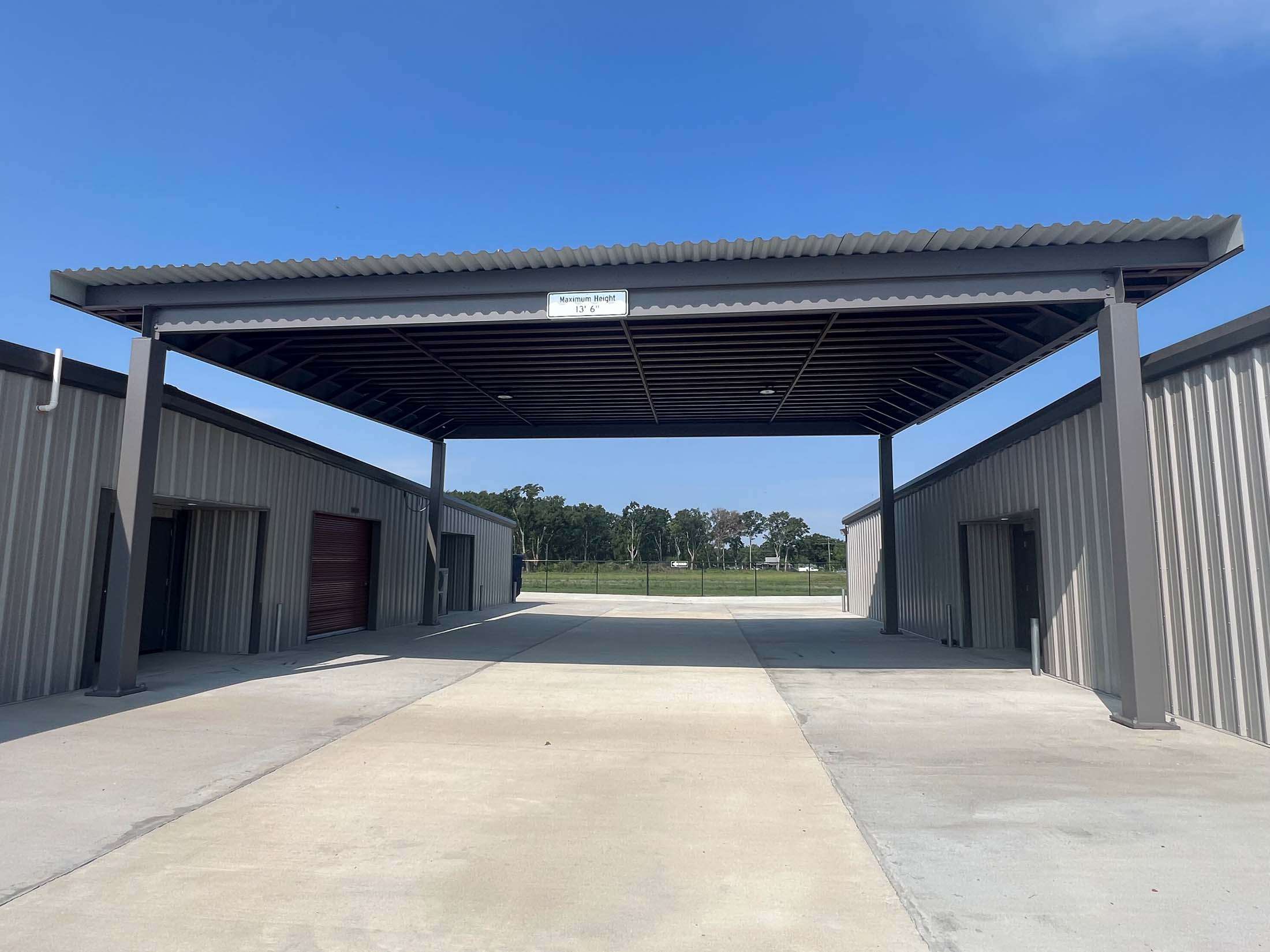 extra wide aisles at self storage facility