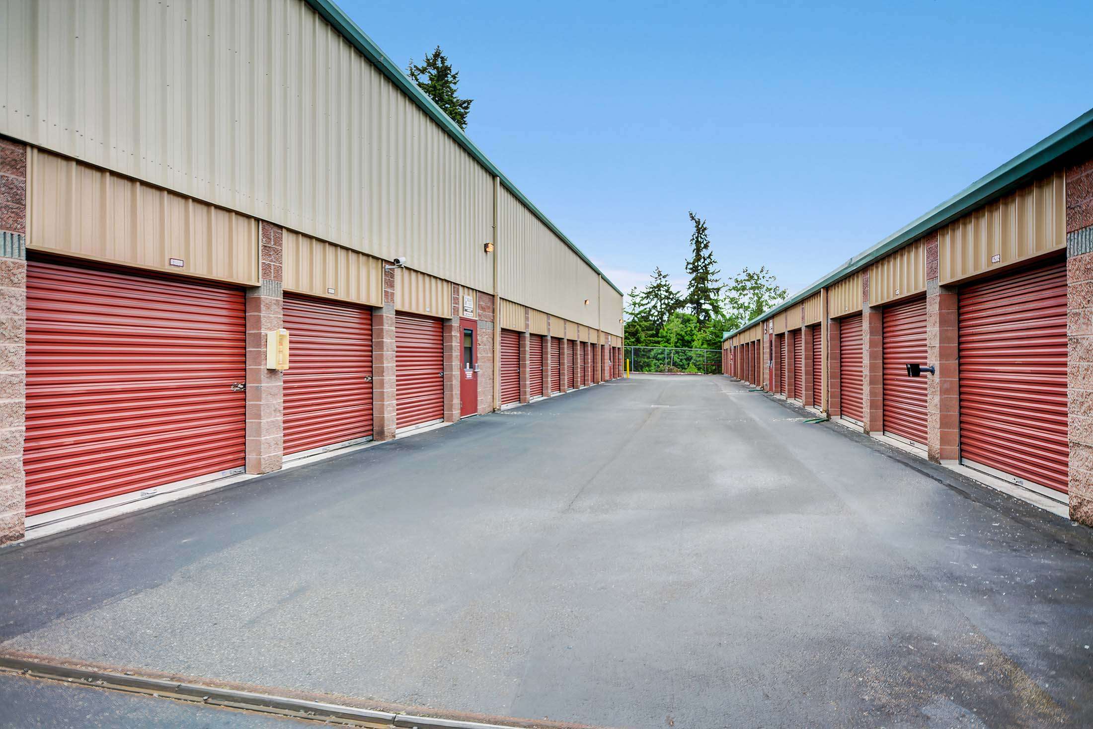 Pull up self storage units