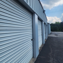 well lit drive up self storage units