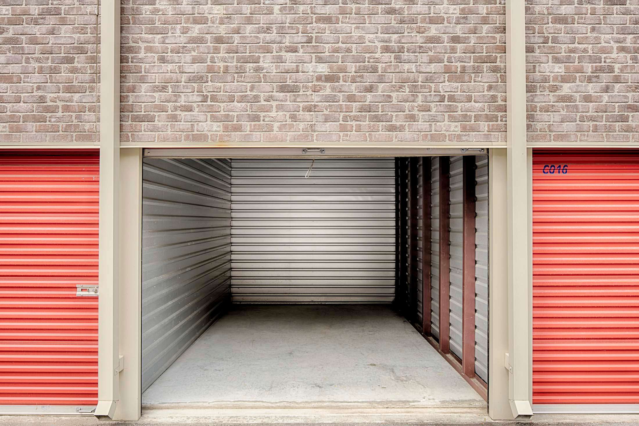 Opened pull up storage unit
