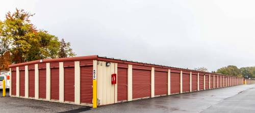 drive-up storage unit building