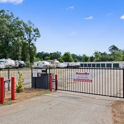 StorageMax Luckney Gate