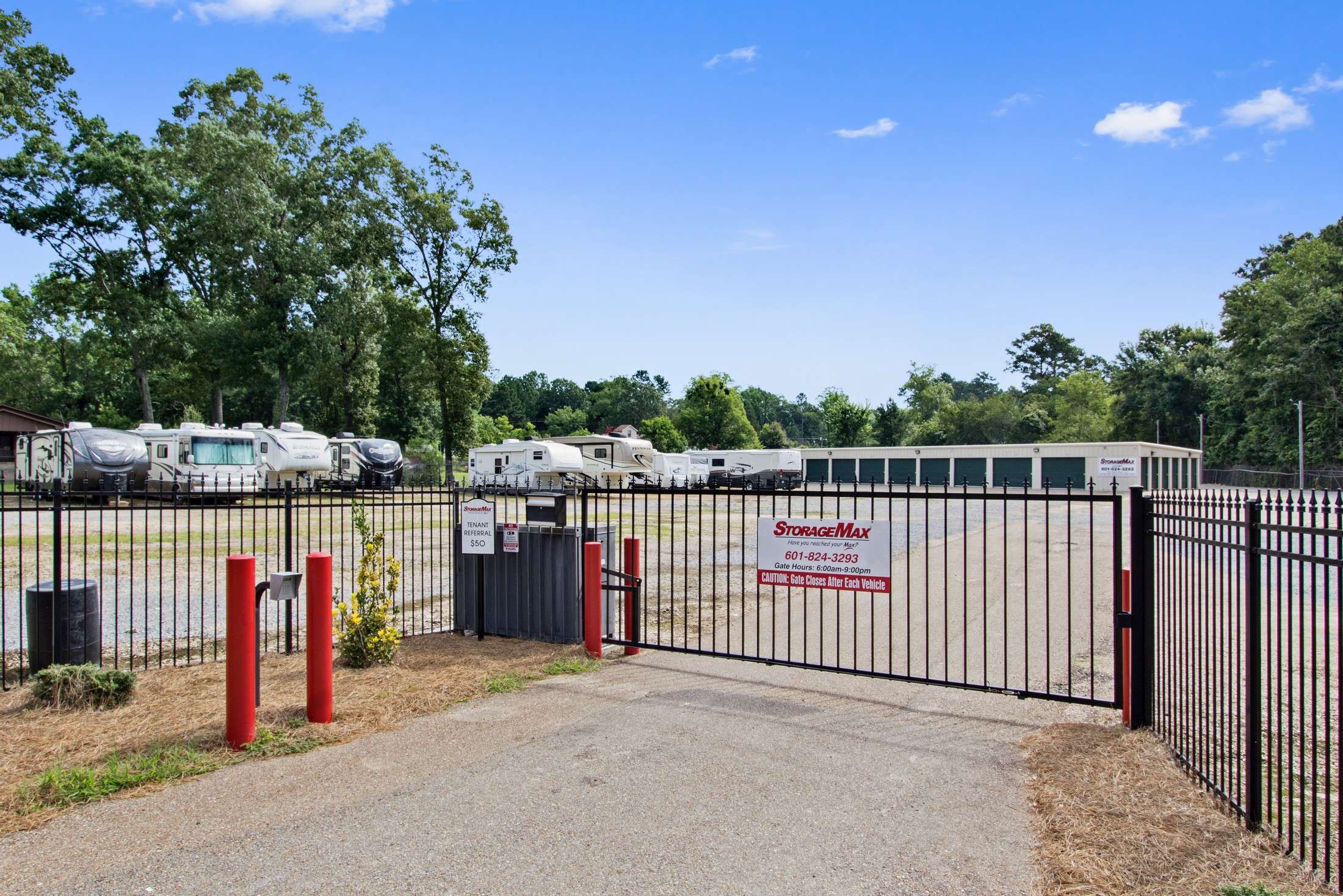 StorageMax Luckney Gate